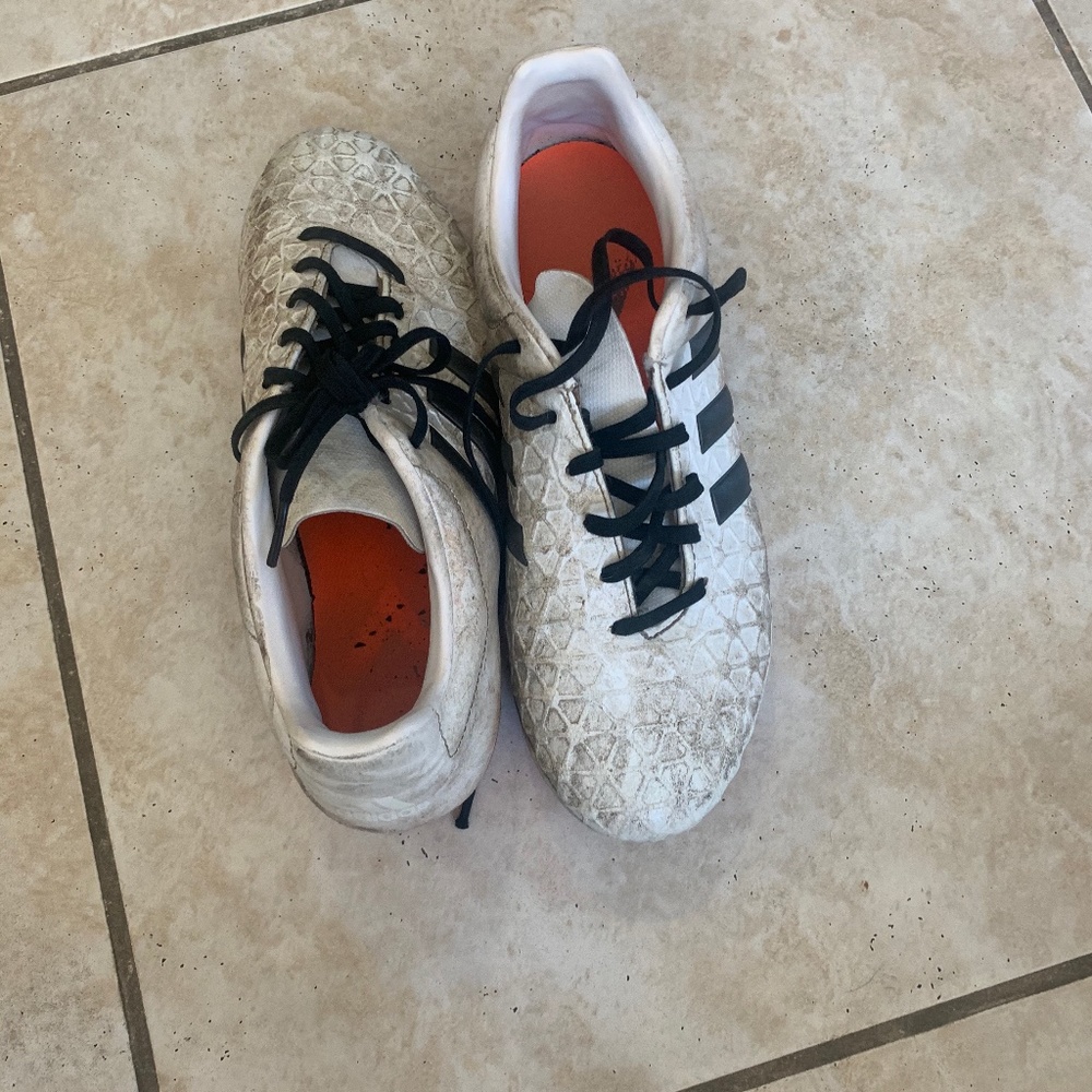 white nike soccer Cleats